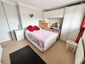 Bedroom- click for photo gallery